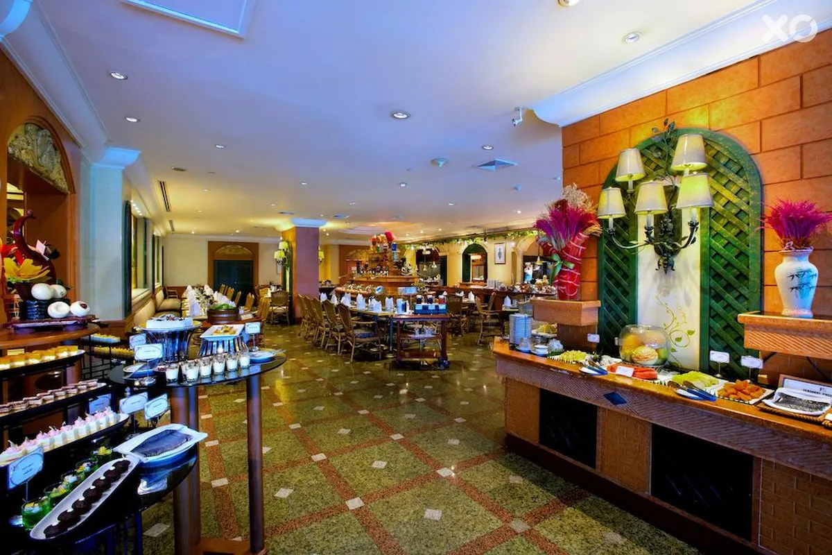Golden Tulip Sovereign Hotel