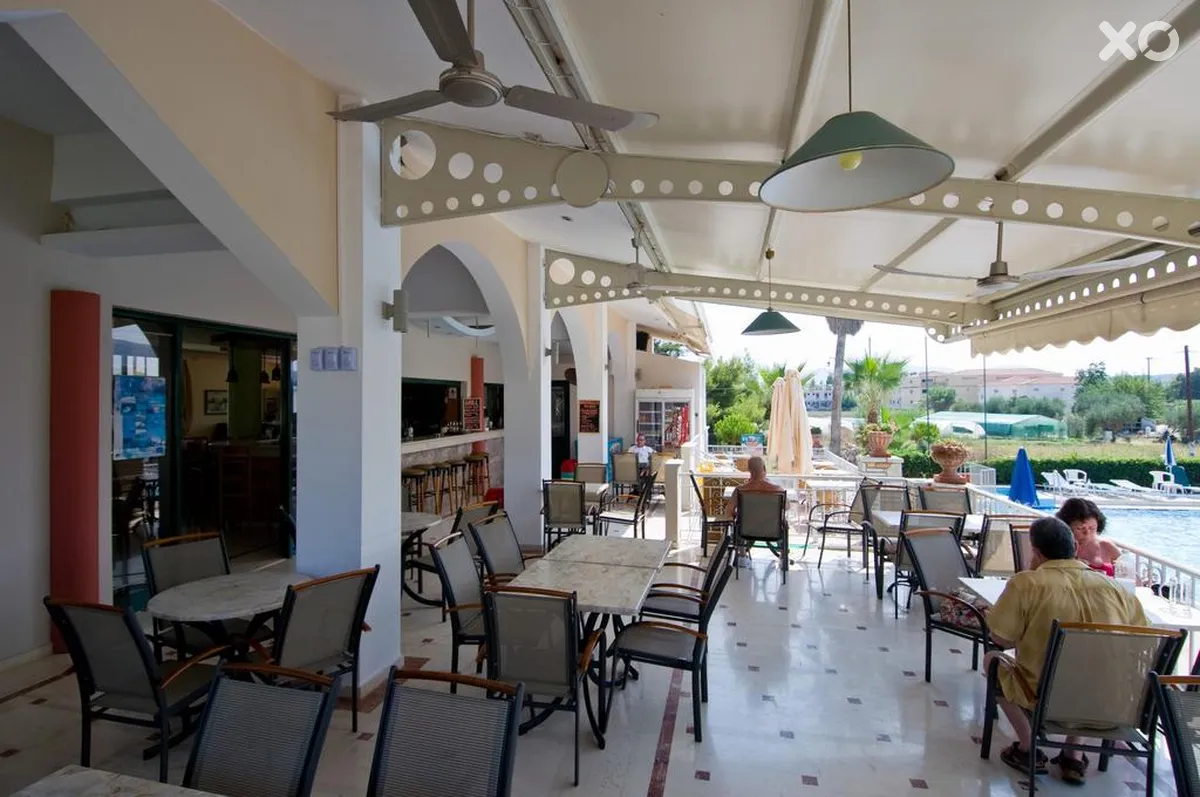 Ilios Hotel