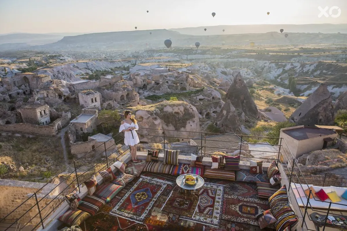 Helike Cave Hotel