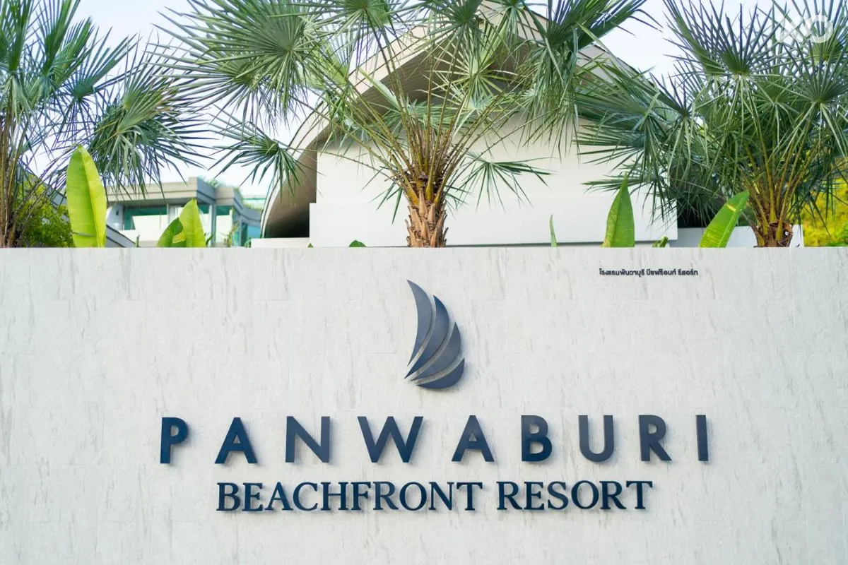 Panwaburi Beachfront Resort
