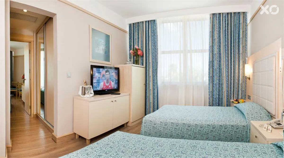 Vonresort Golden Coast Hotel