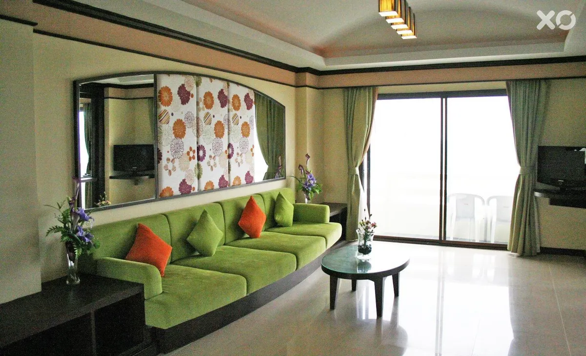 Grand Jomtien Palace
