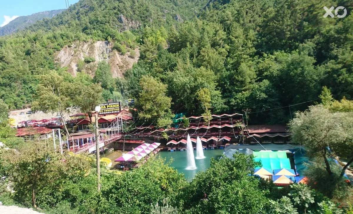Sey Beach Hotel & Spa