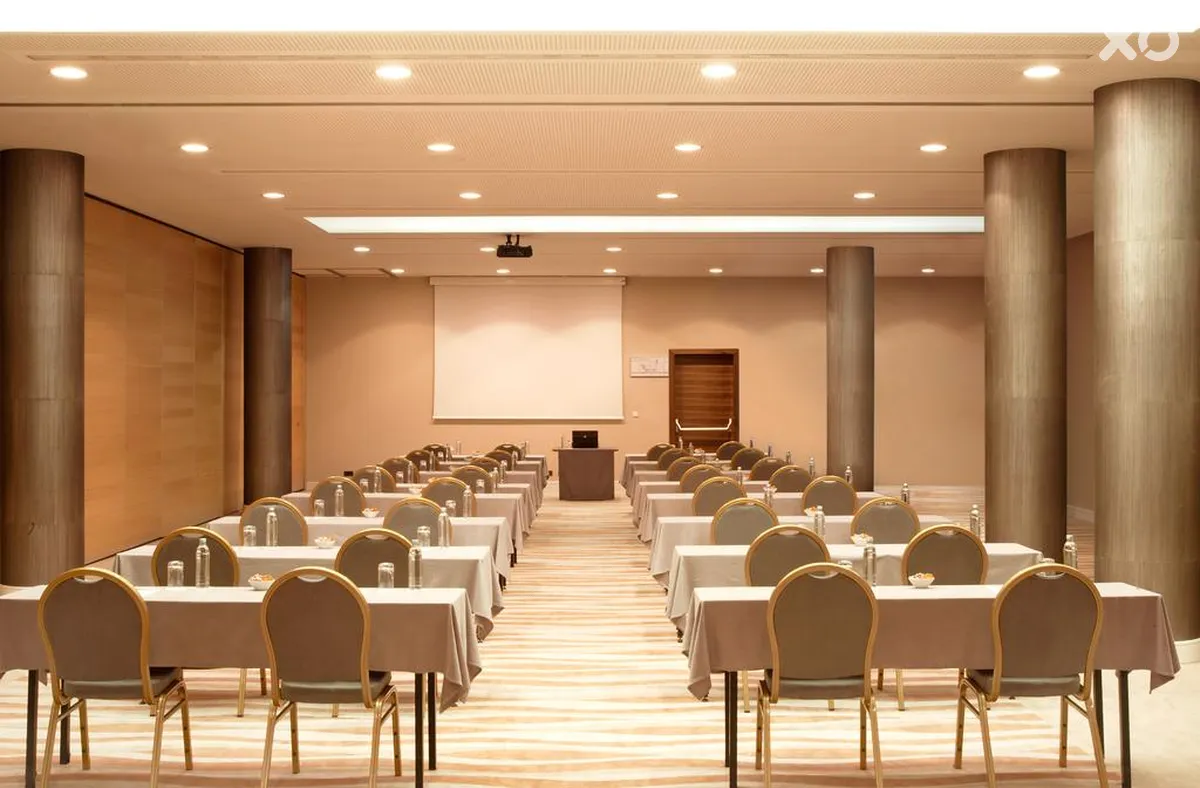Atrium Hotel