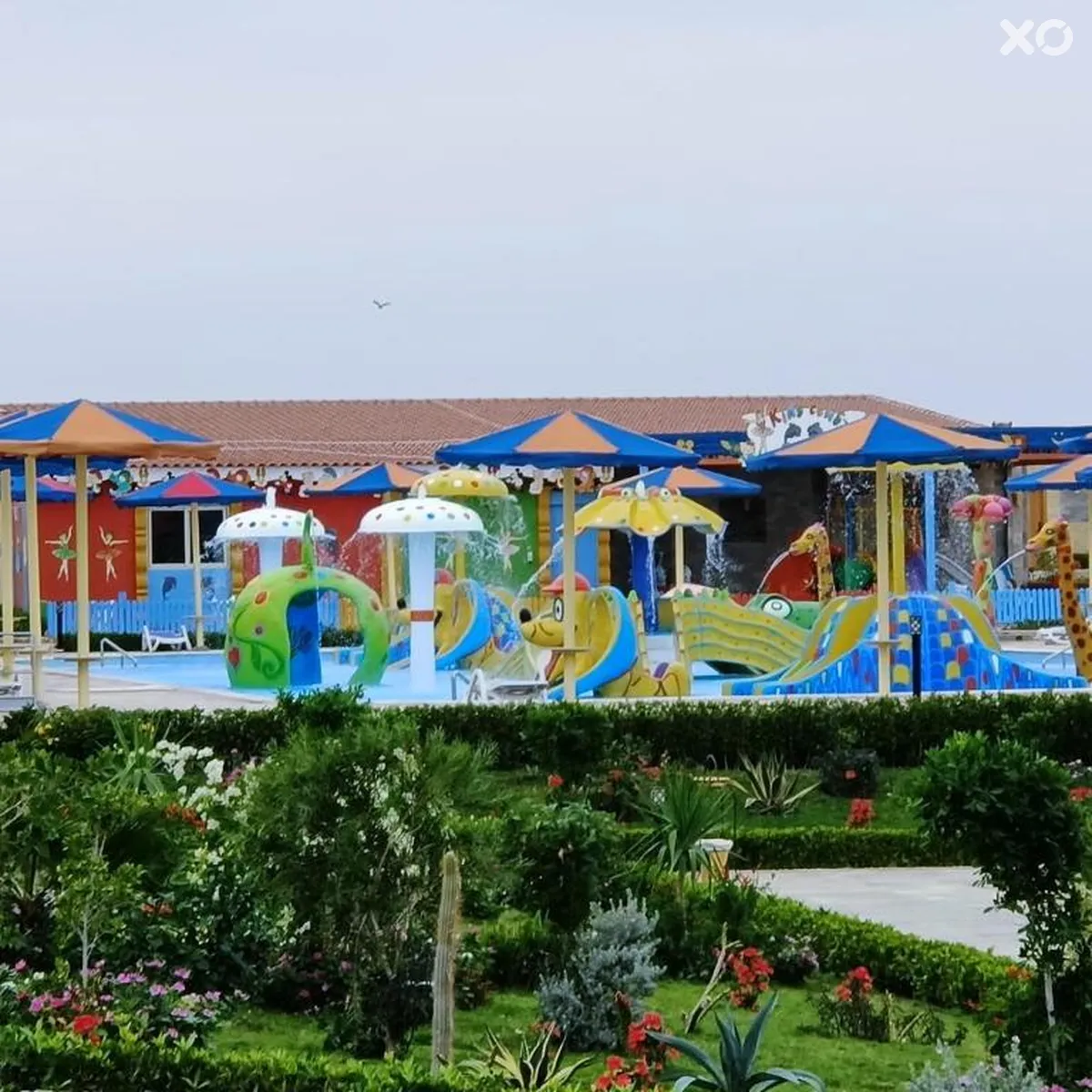Hawaii Paradise Aqua Park Resort