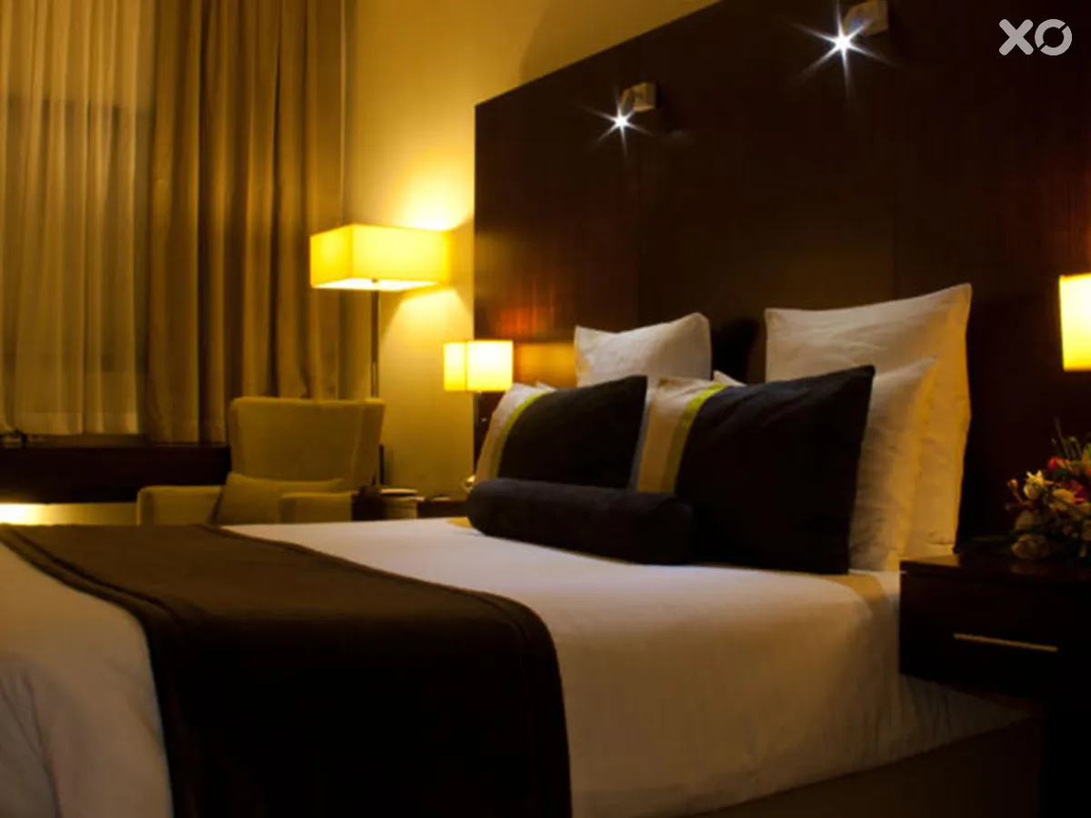 Aravi Hotel