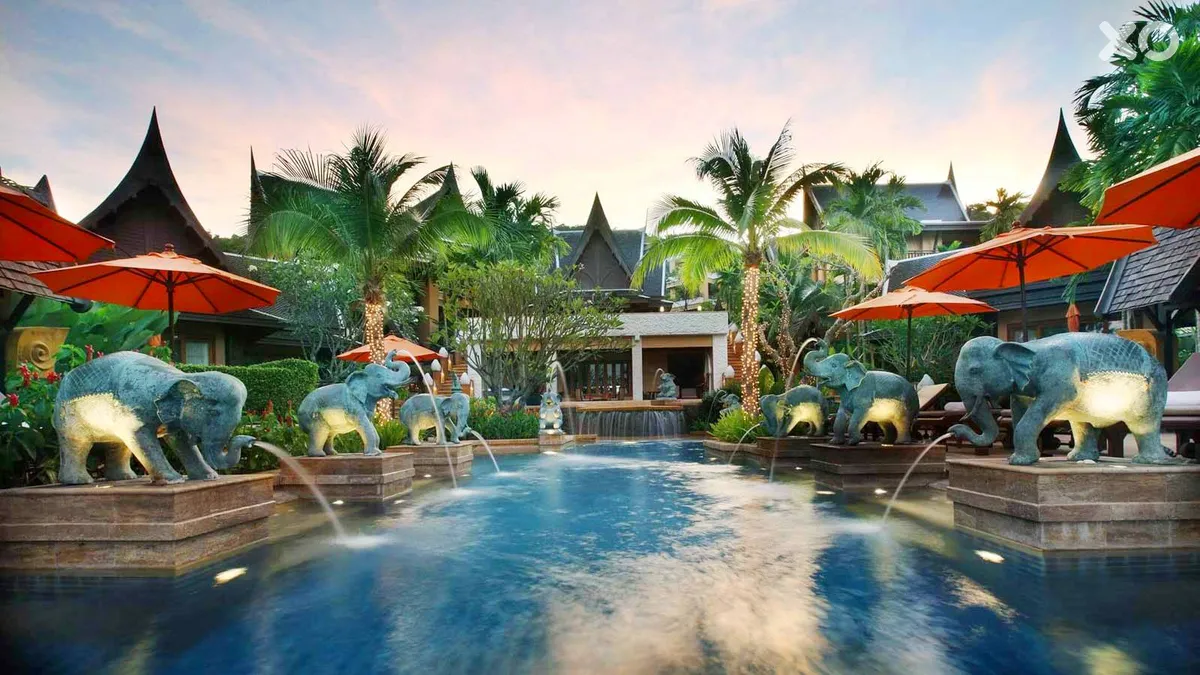 Amari Vogue Resort