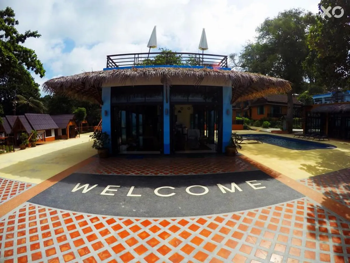 Phi Phi Long Beach Resort & Villa
