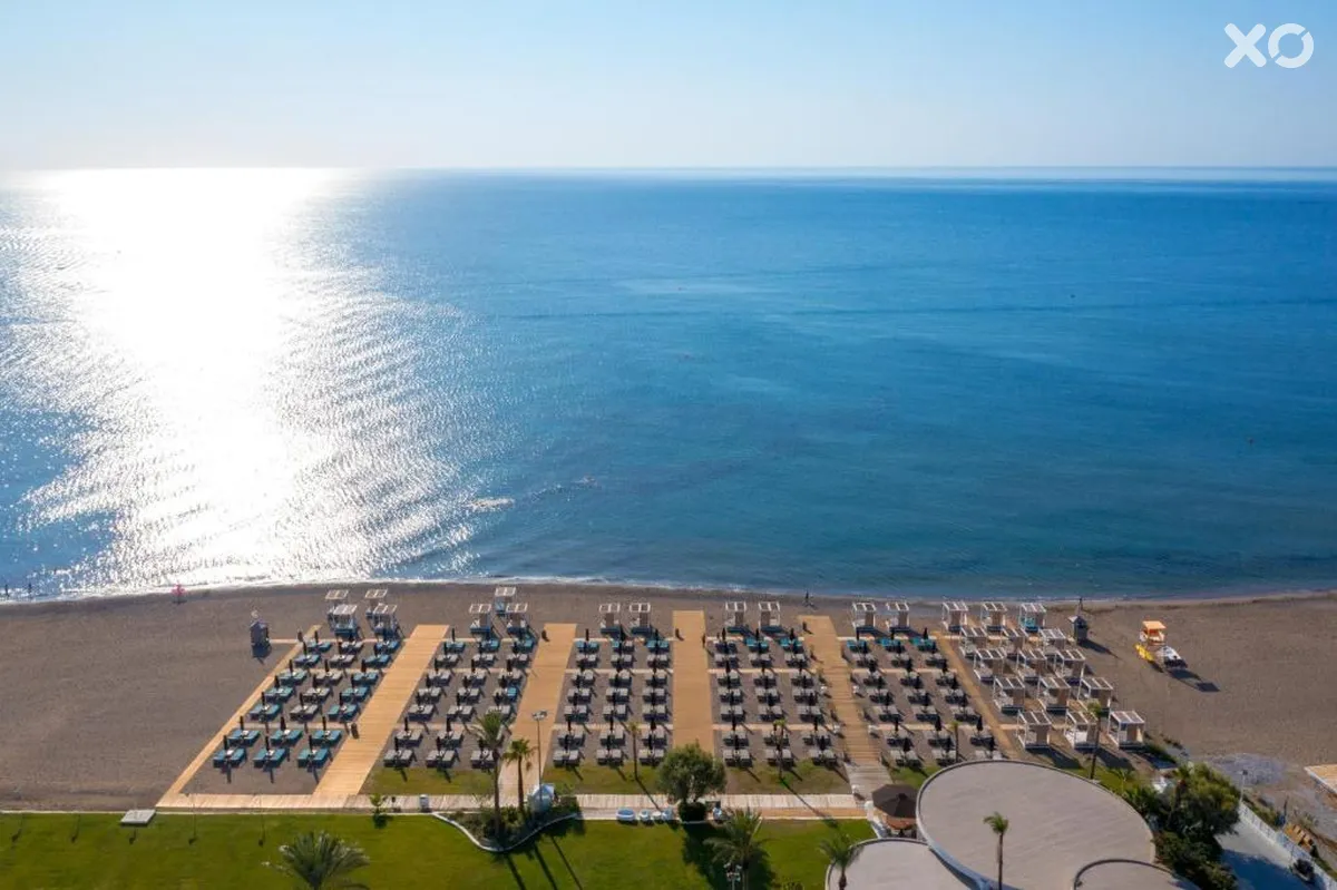 Ammades All Suites Beach Hotel