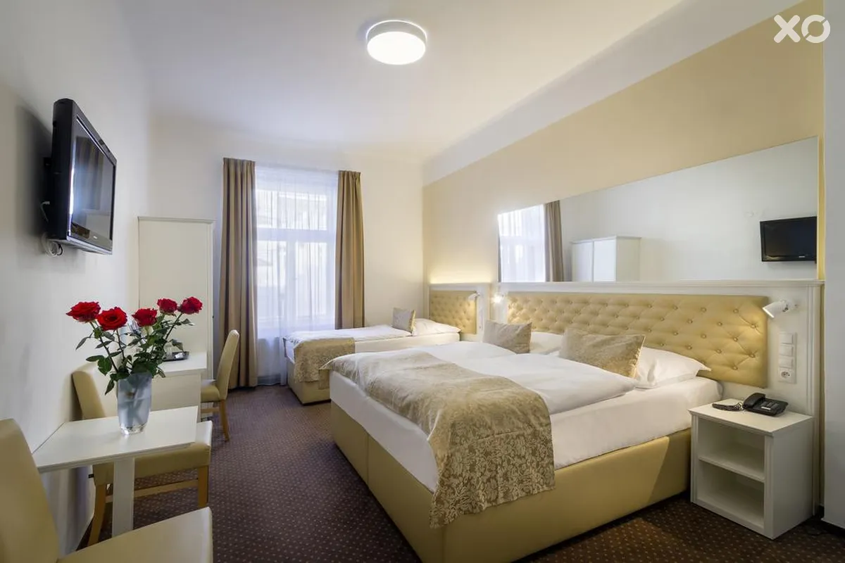 Taurus Hotel