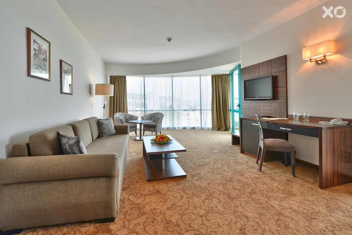 Marina Grand Beach Hotel