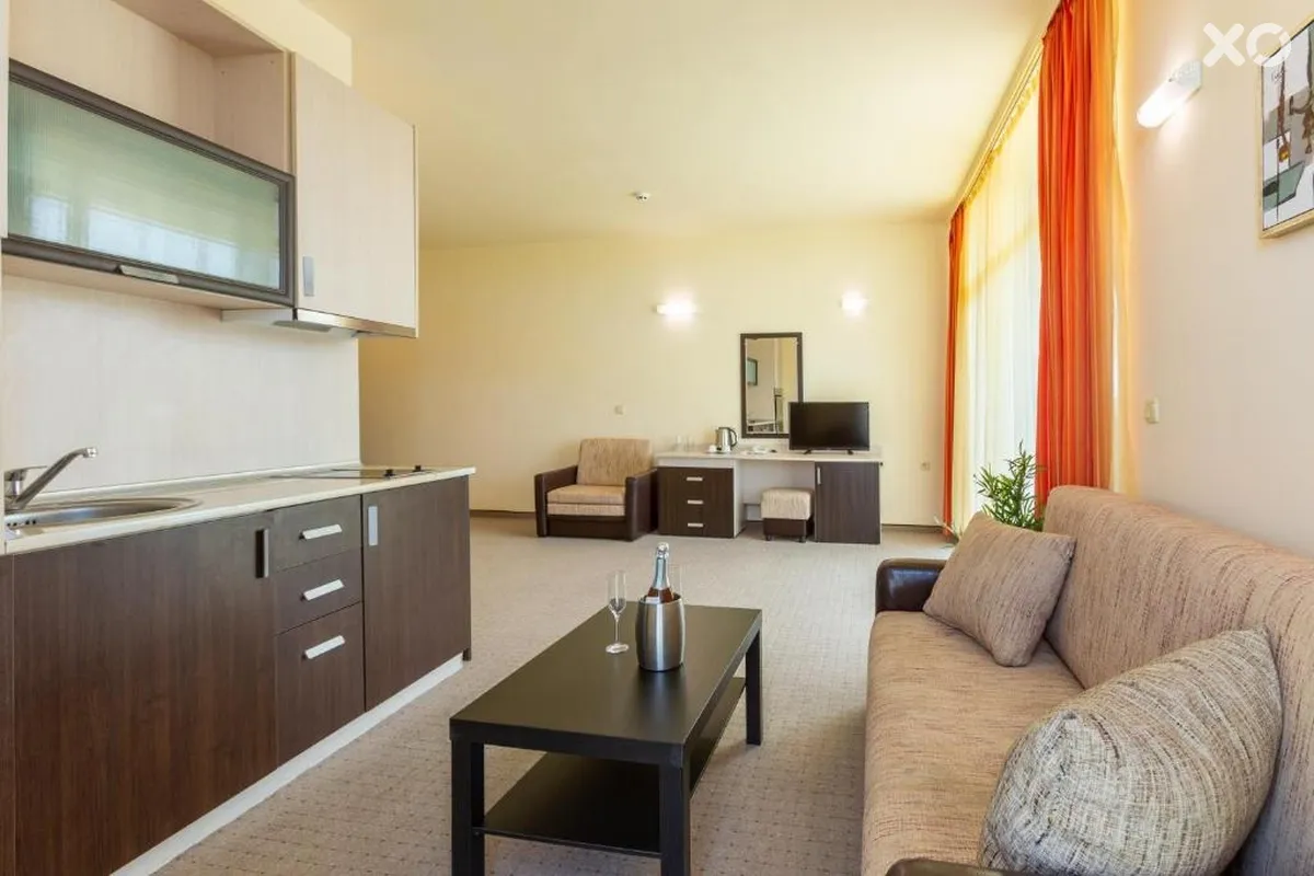 Julia Hotel