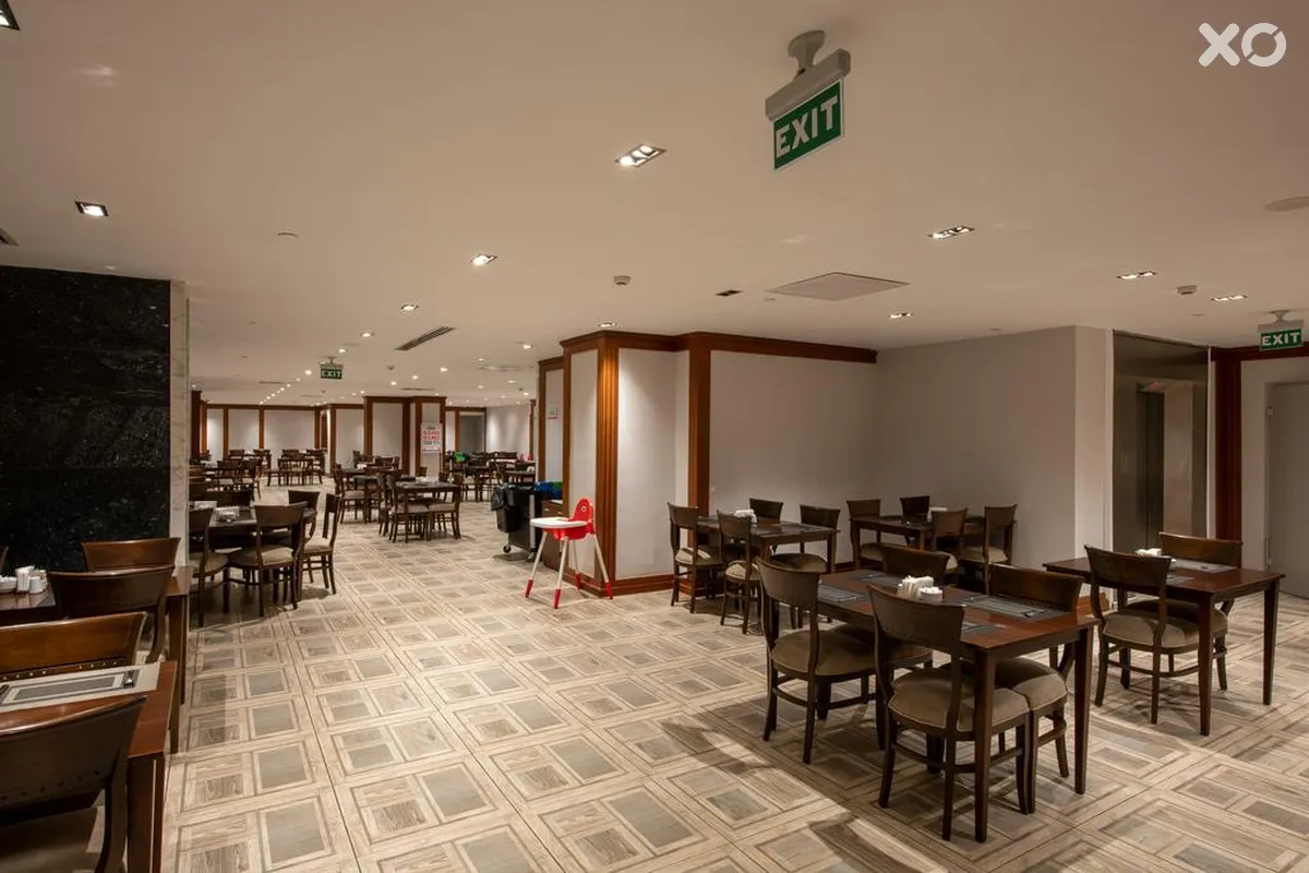 Nova Plaza Crystal Hotel