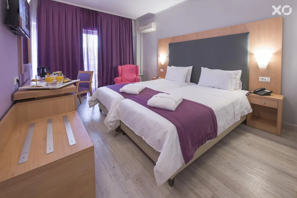 Polis Grand