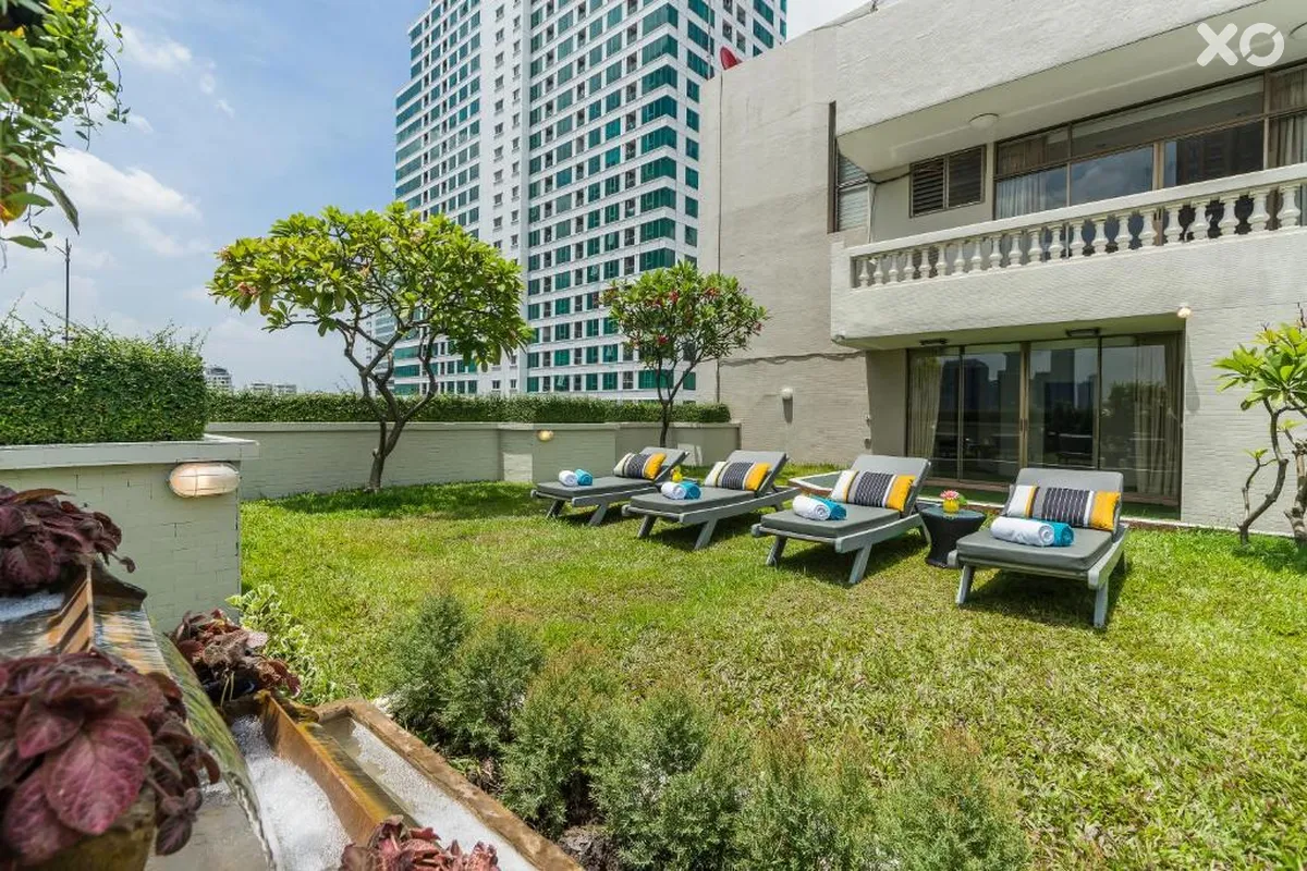 Asoke Residence Sukhumvit by UHG