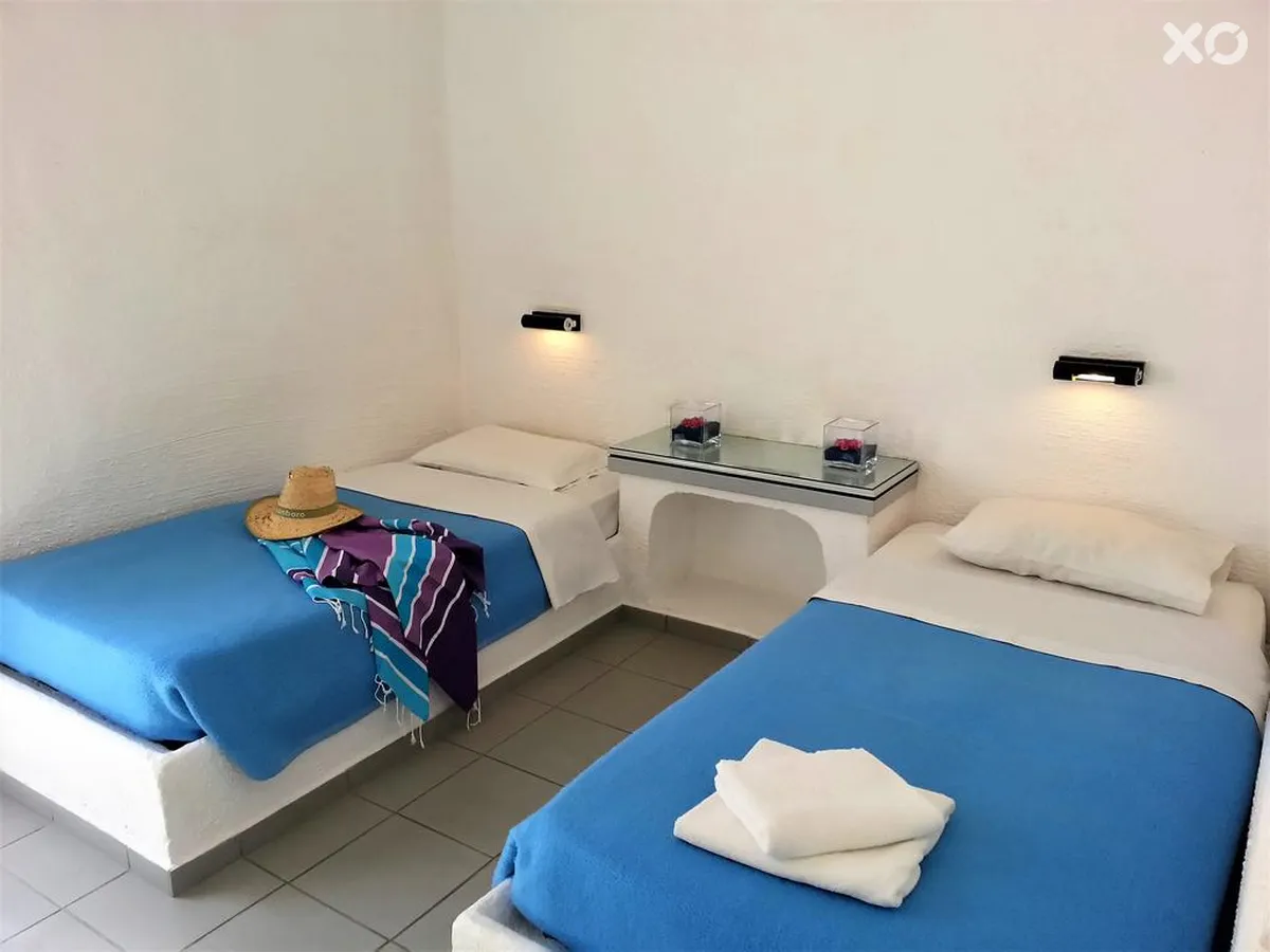 Iro Hotel