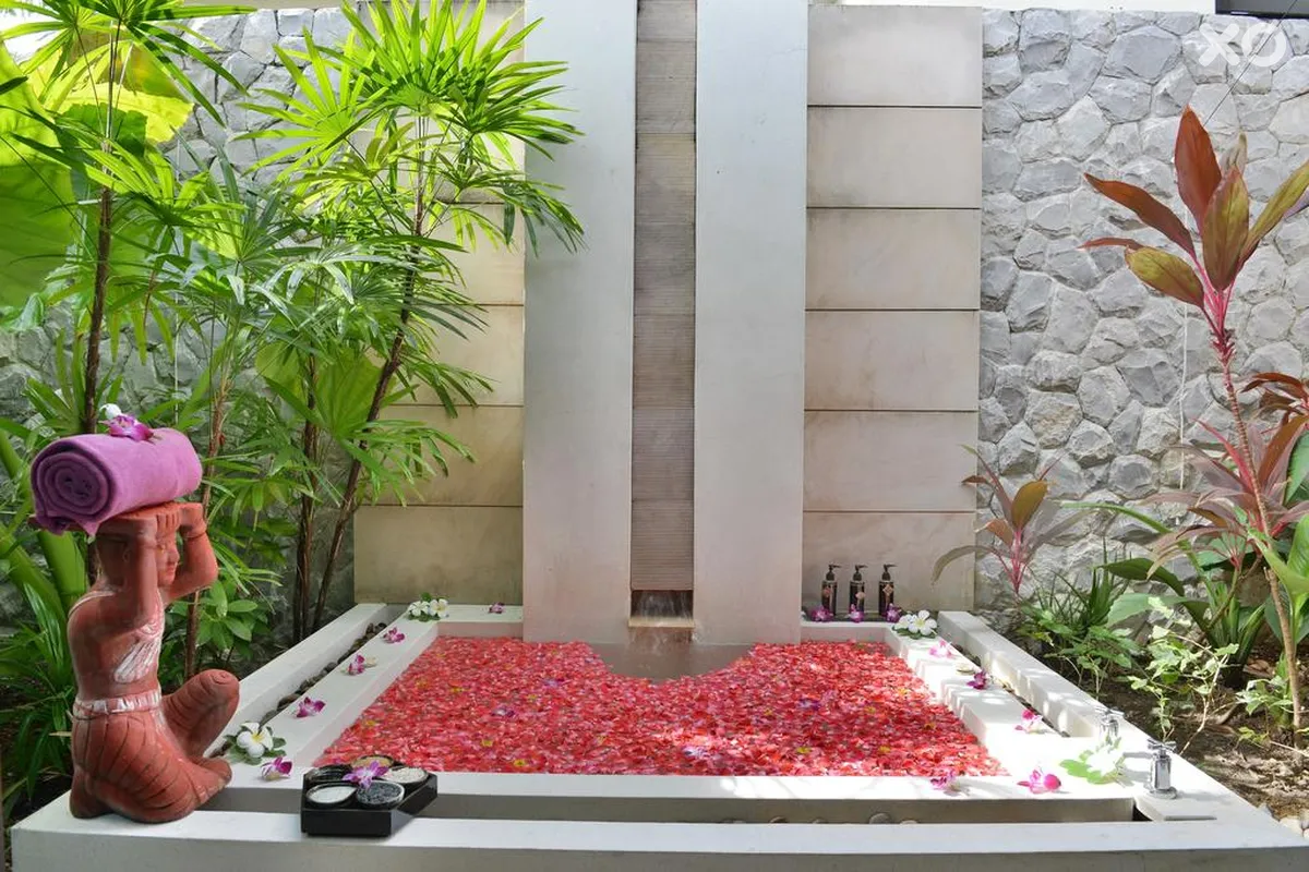 Bhu Nga Thani Resort & Spa