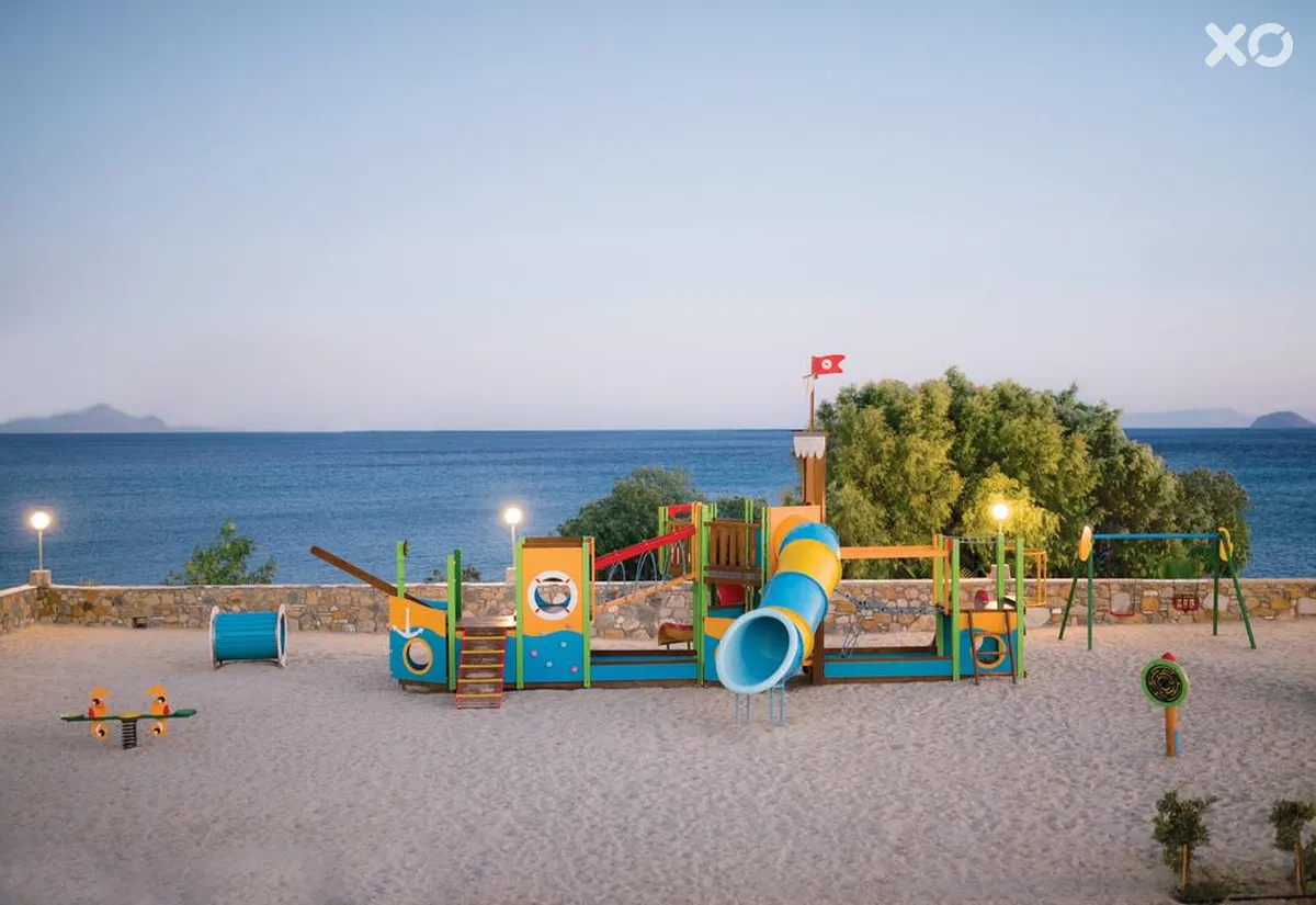 Grand Blue Beach Hotel