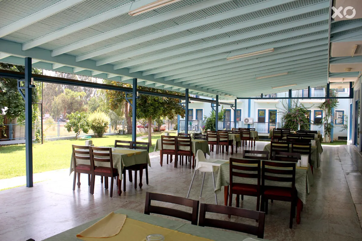 Aymes Hotel