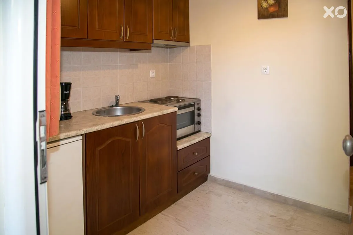 Kouros Apartments & Studios