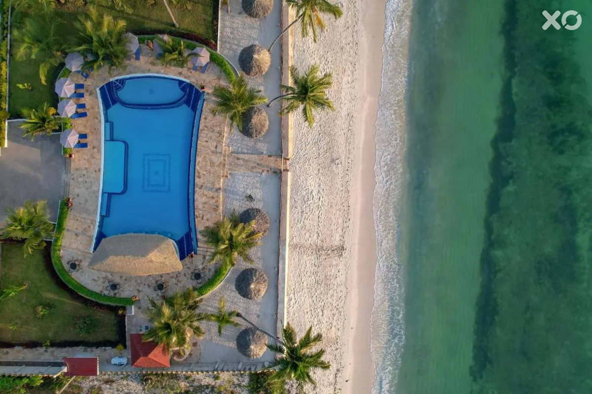 Sunny Palms Beach Bungalows