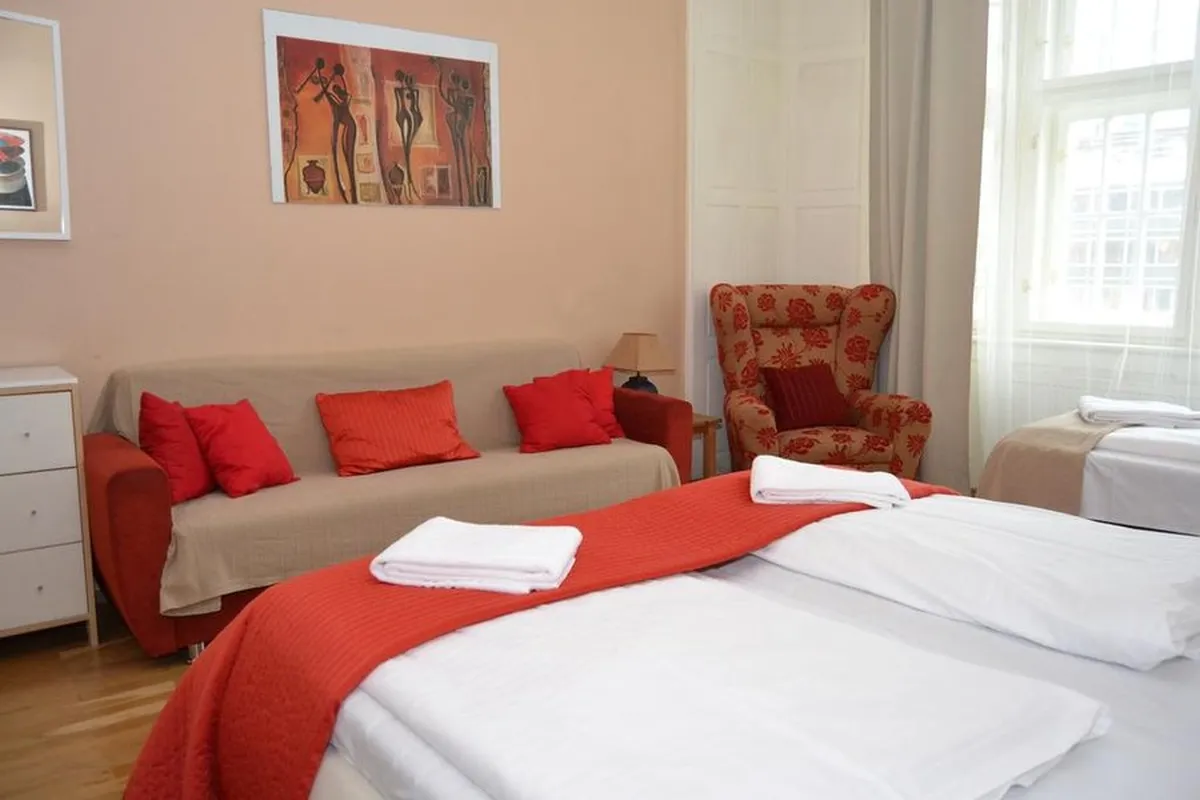 EA ApartHotel Melantrich