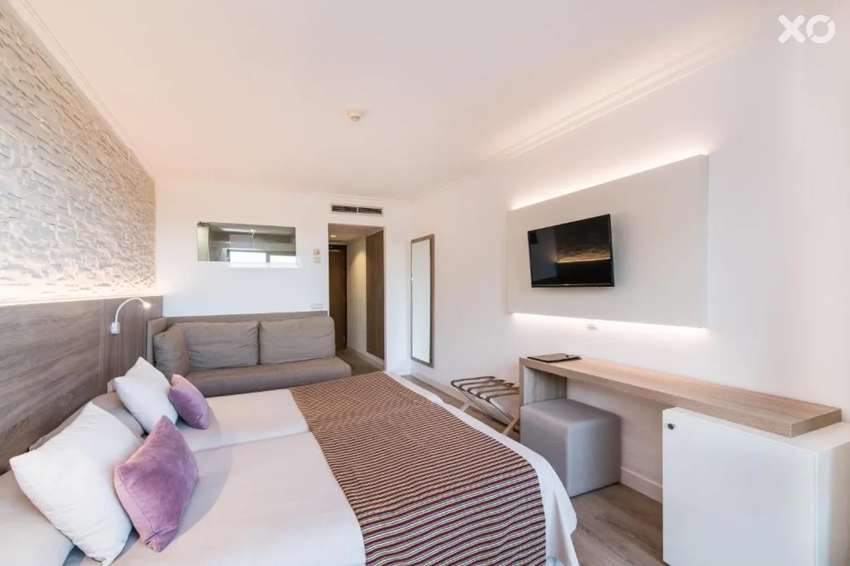 Na Taconera Hotel