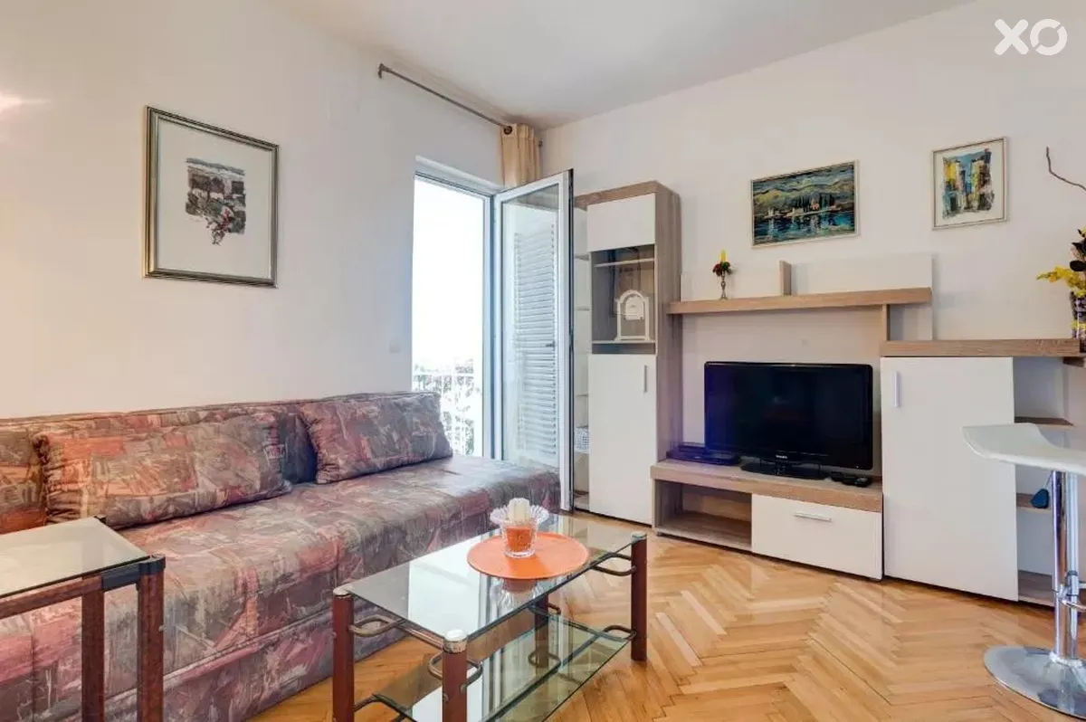 Sun Rose Apartments