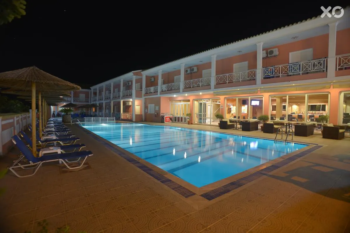 Angelina Hotel & Apartments