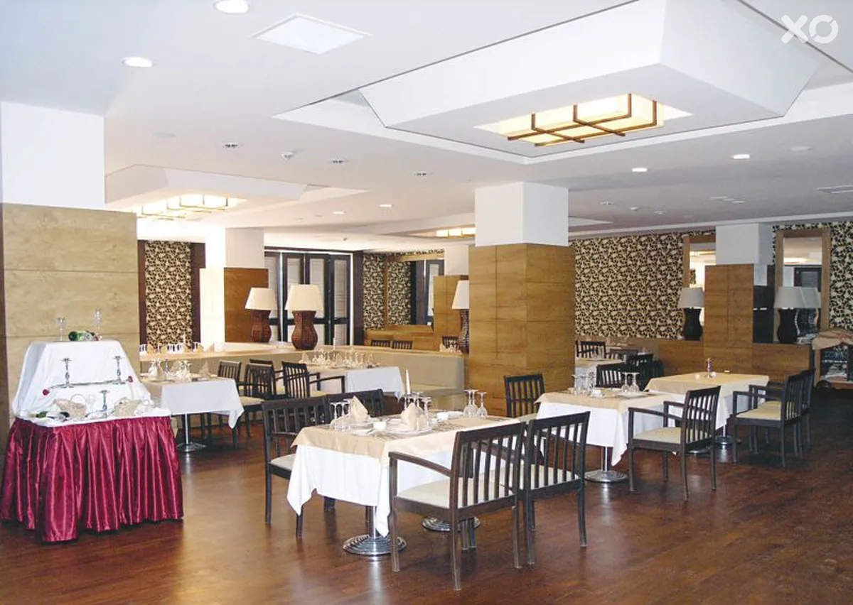 Meder Resort Hotel