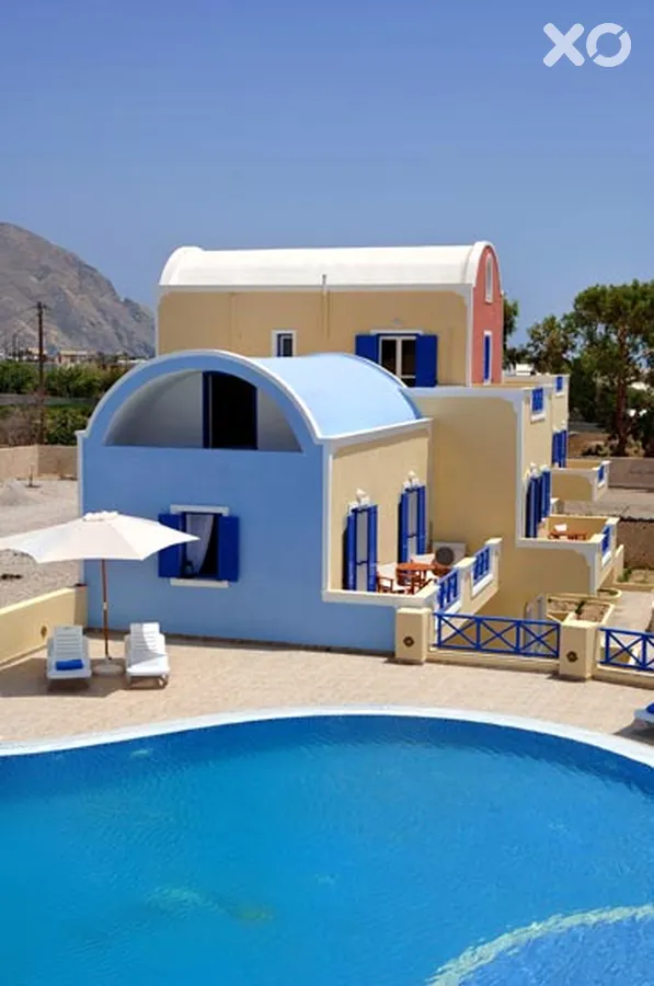 Bella Santorini