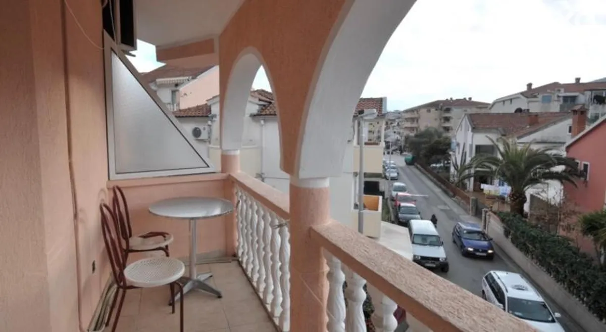 Sara Studio Apartmani