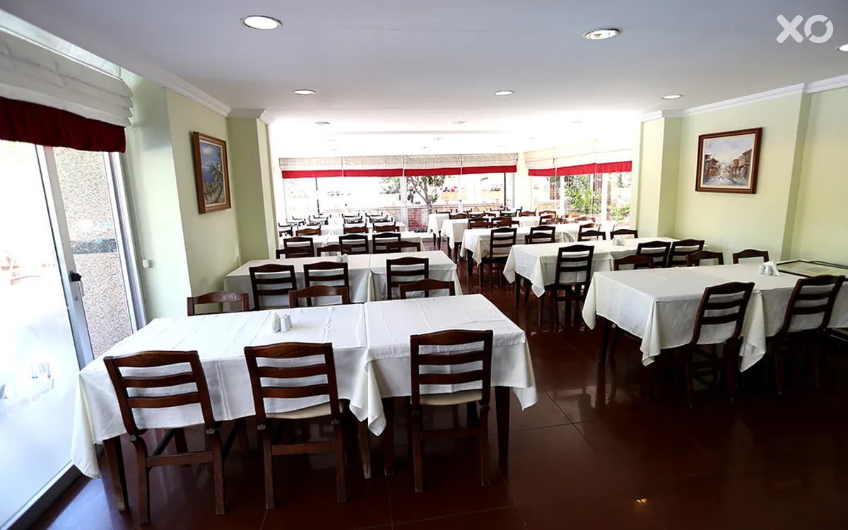 Lara Dinc Hotel
