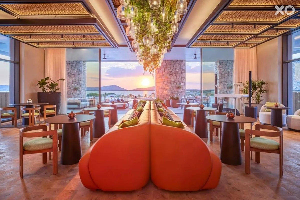W Costa Navarino
