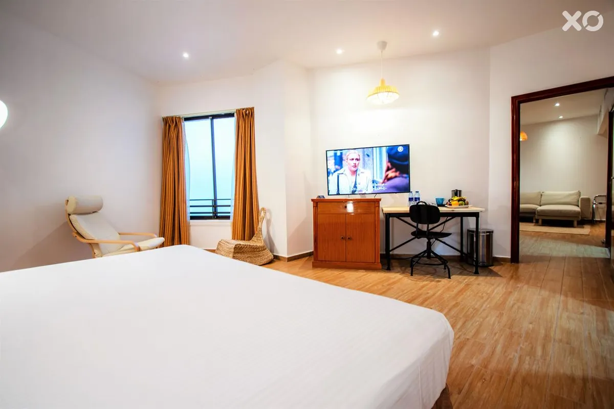 BM Beach Hotel