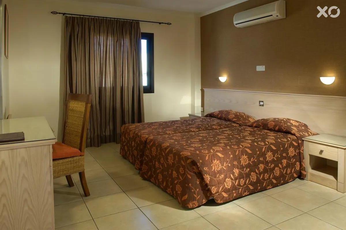 Senator Hotel Apartments