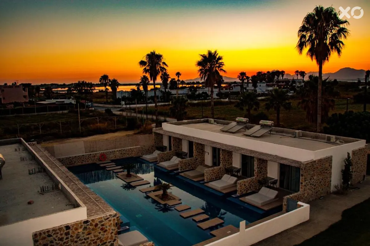 Sunshine Hotel
