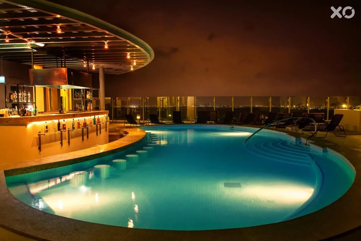 Beach Palace