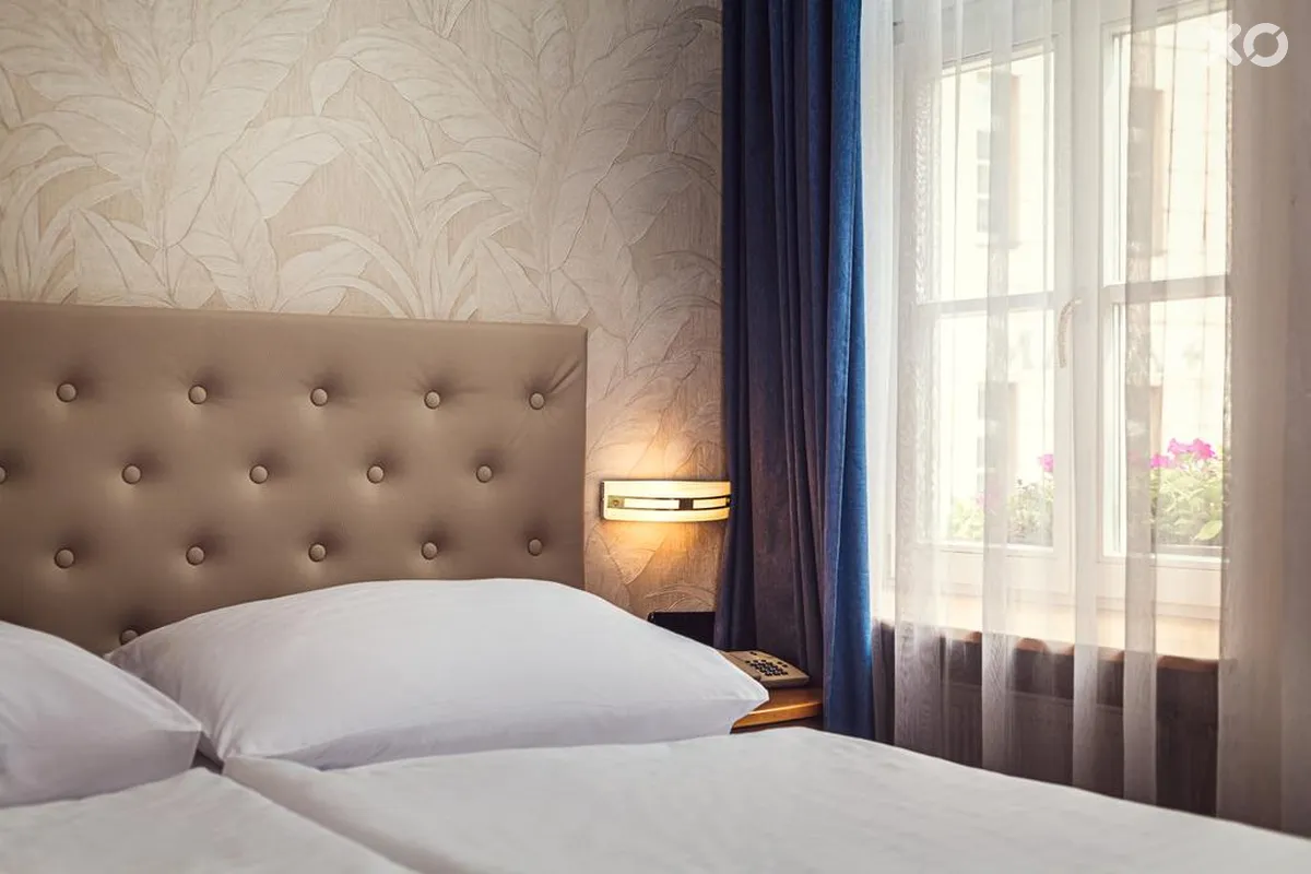 Ruze Hotel