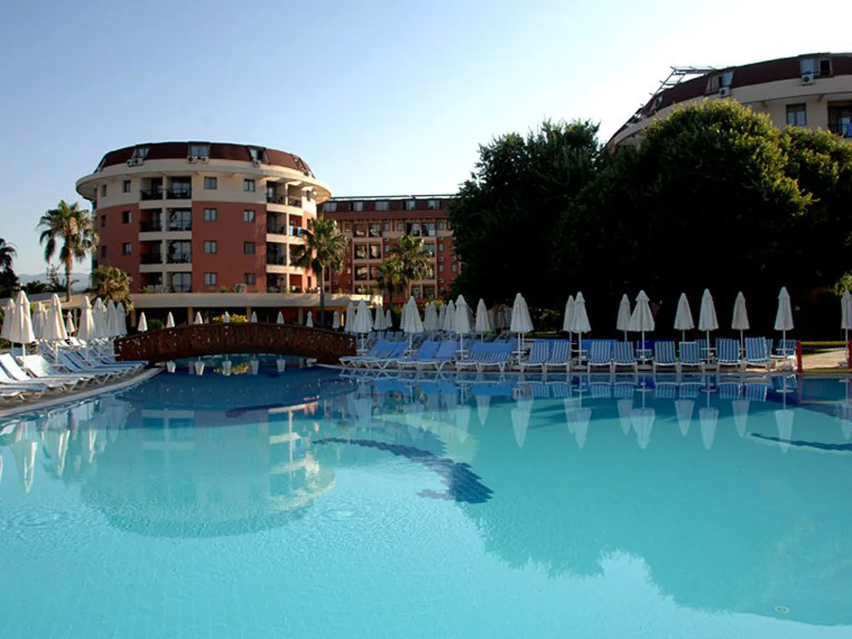 Palmeras Beach Hotel