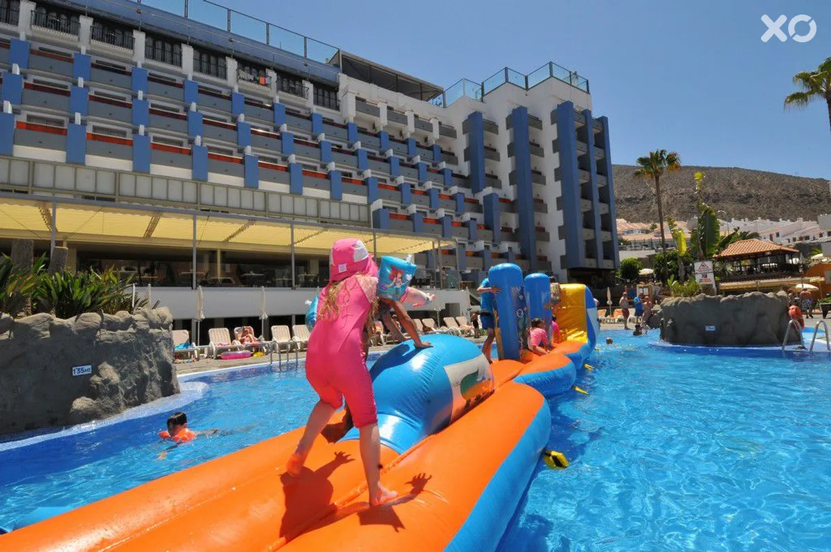 Paradise Park Fun Lifestyle Hotel