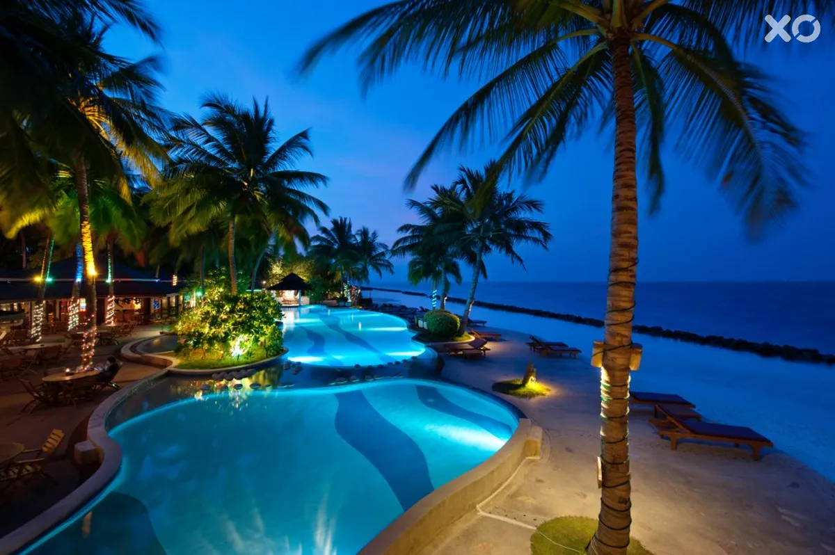 Royal Island Resort & Spa