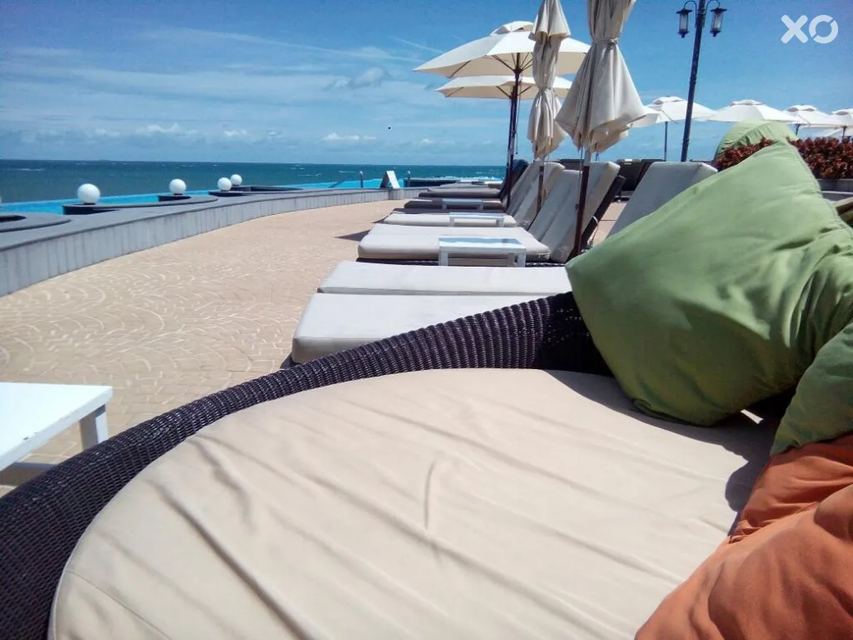 Royal Cliff Beach Terrace