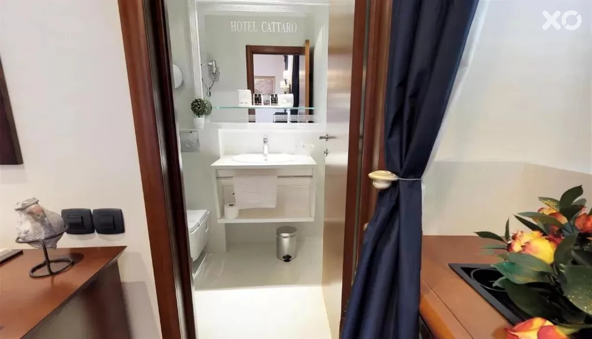 Cattaro Historic Boutique Hotel