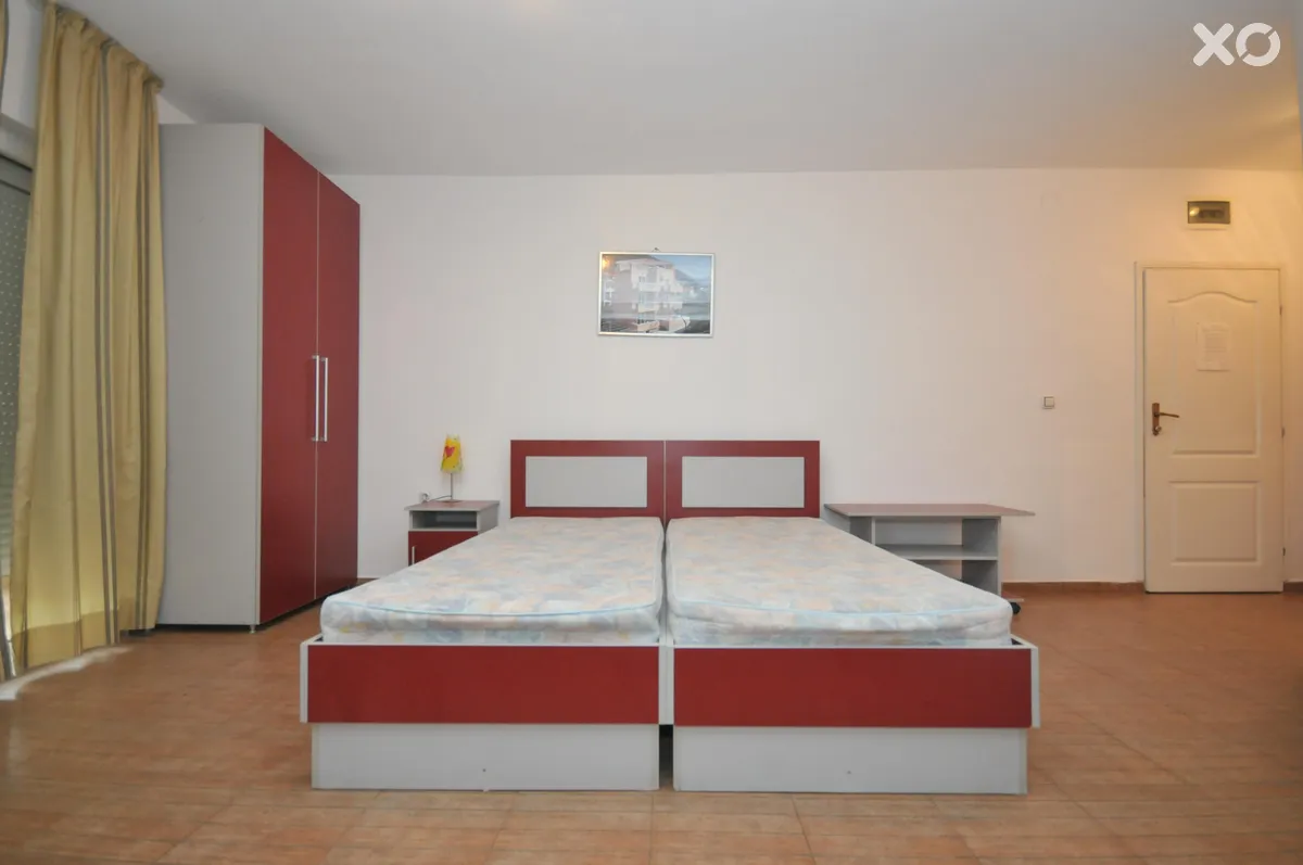 Medin Orange Apartments