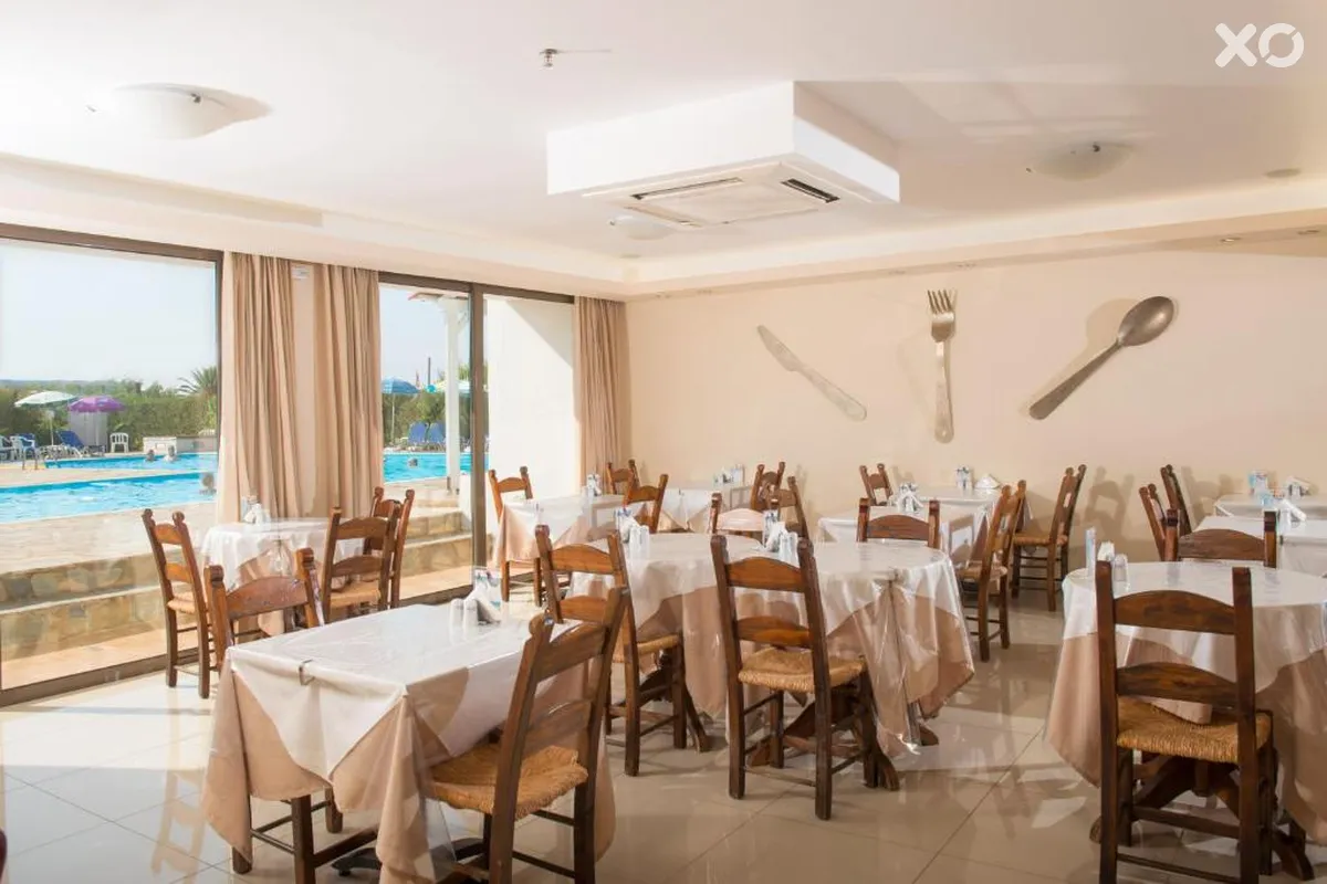 Oasis Beach Hotel