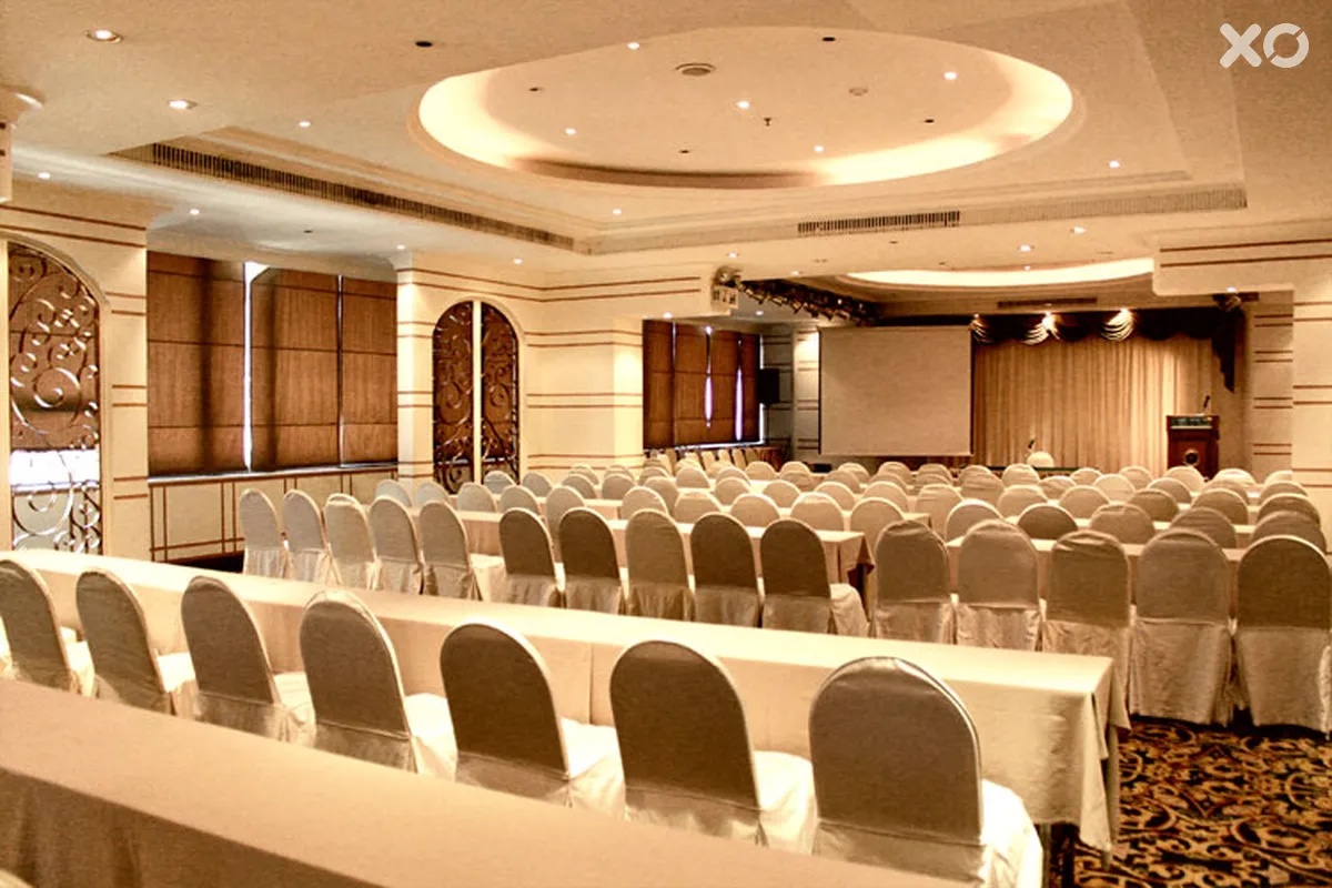 Royal Benja Hotel