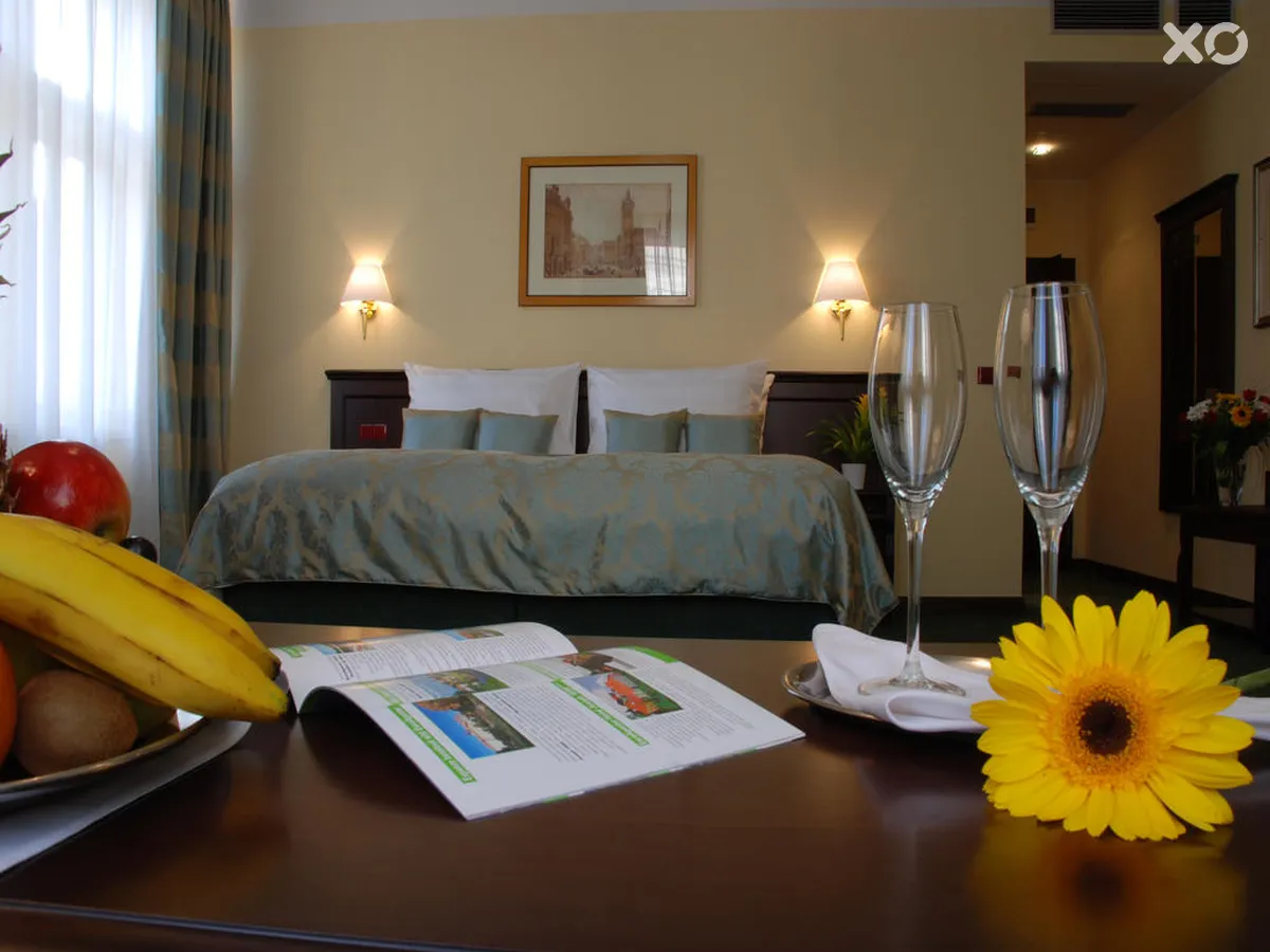 EA Hotel Downtown