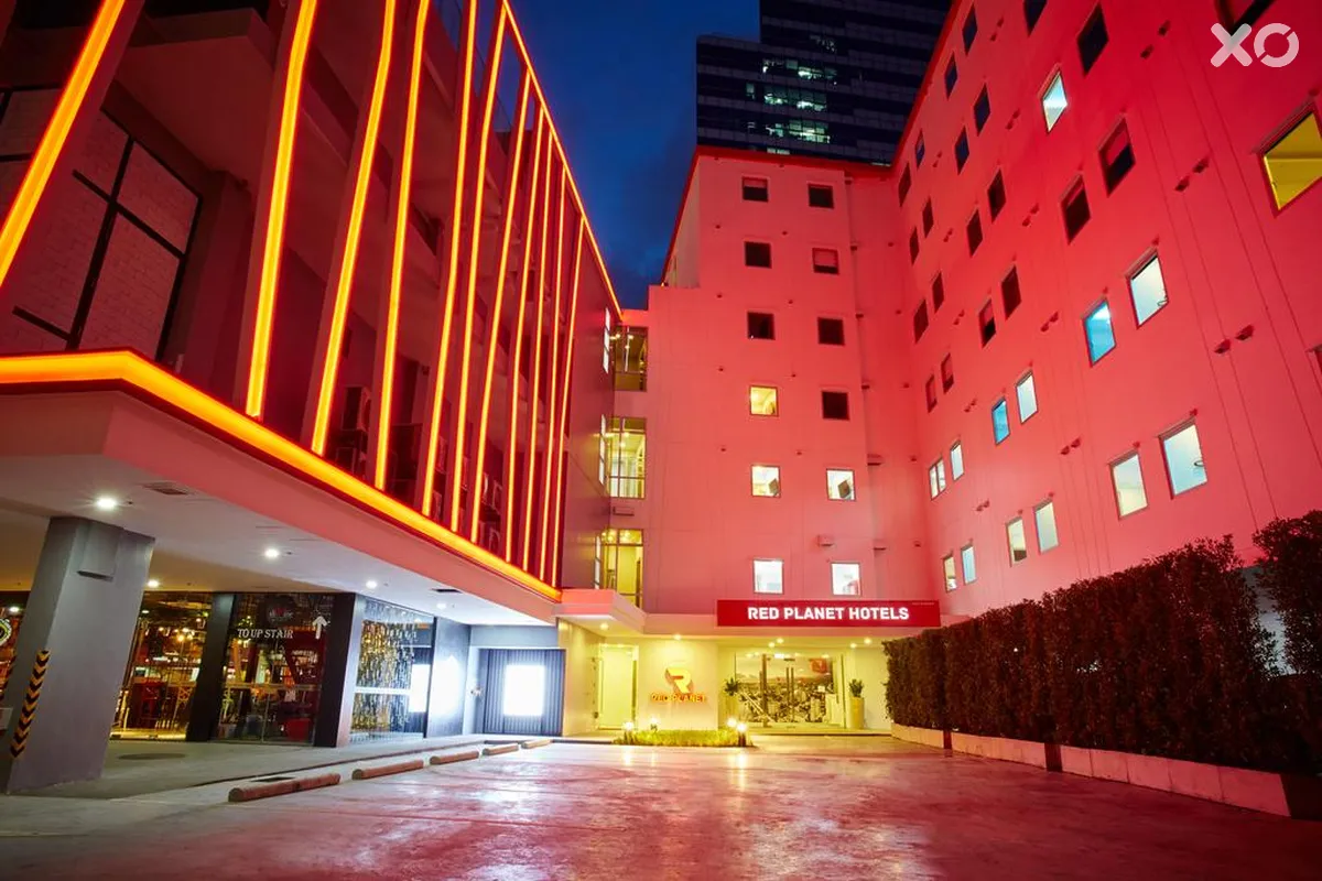 Red Planet Bangkok Surawong