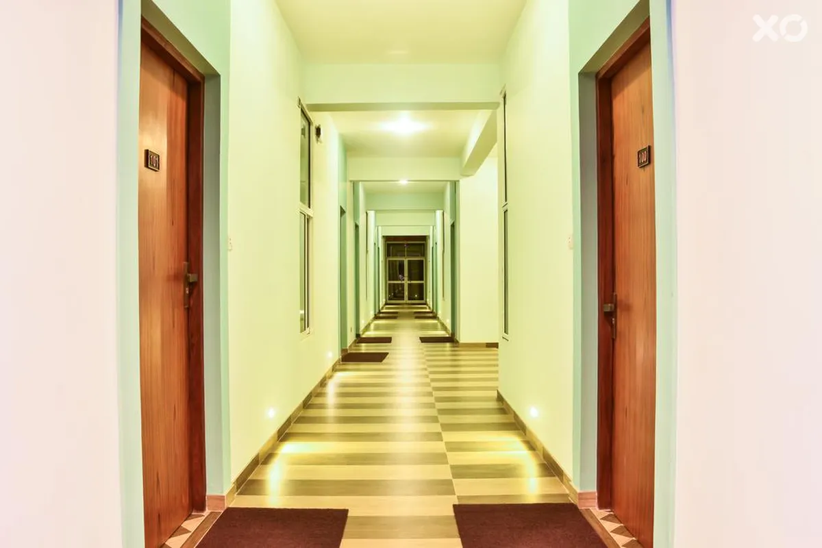 Lavinia Hotel